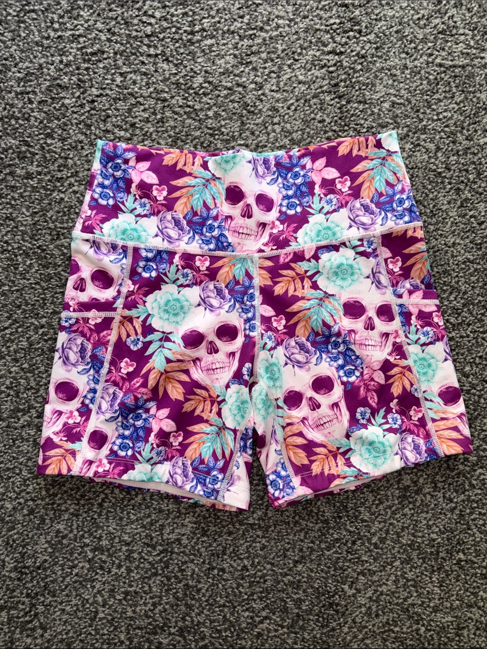 CVG Constantly Varied Gear Gym Shorts Purple Floral Tropiskull 5” Size Small